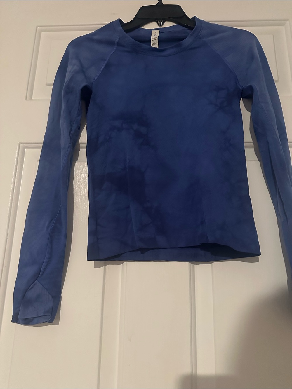 lululemon athletica Deep Blue Tie-Dye Long Sleeve Top